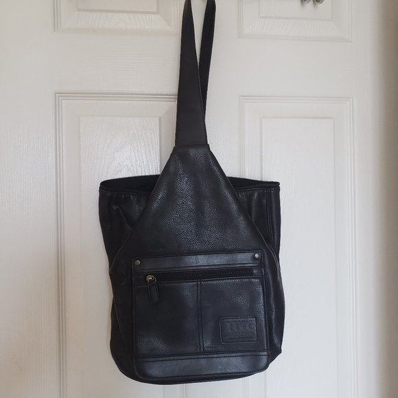 relic sling bag
